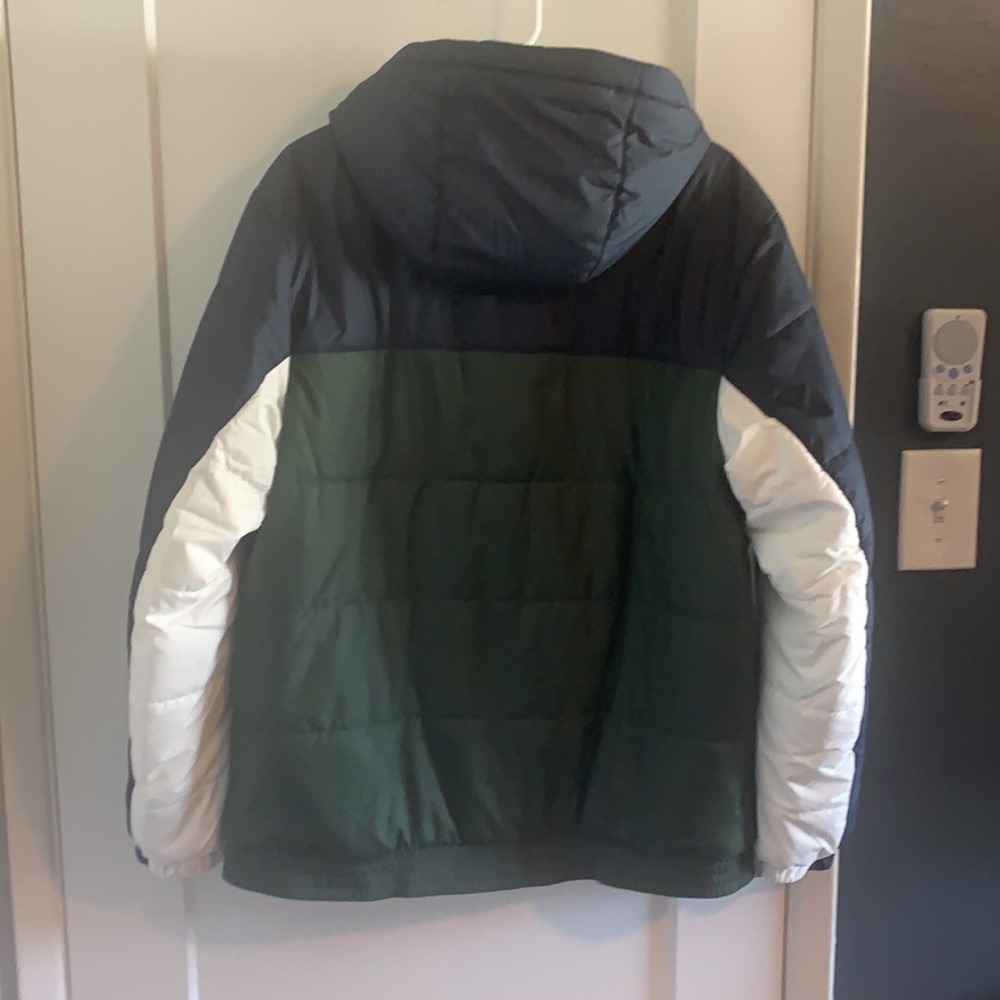 Nike Puffer Jacket - Picture 2 of 3